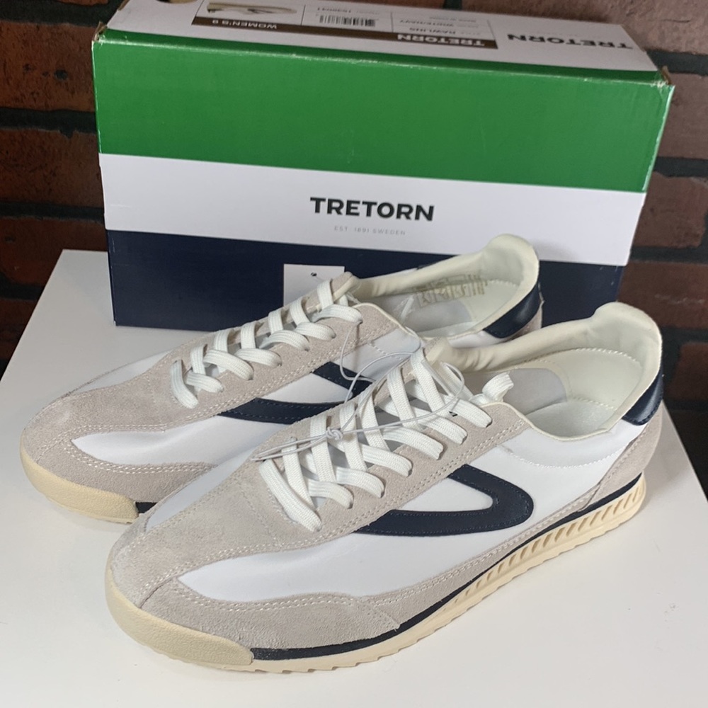 - NIB TRETORN Women's Rawlins Shoes - Picture 2 of 3